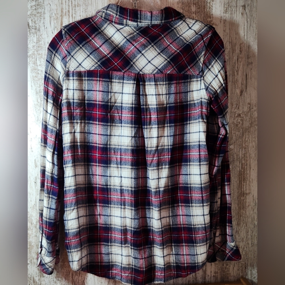 Thread & Supply Red White Blue Flannel Plaid Button-Down Shirt Top Size Medium - Picture 2 of 6